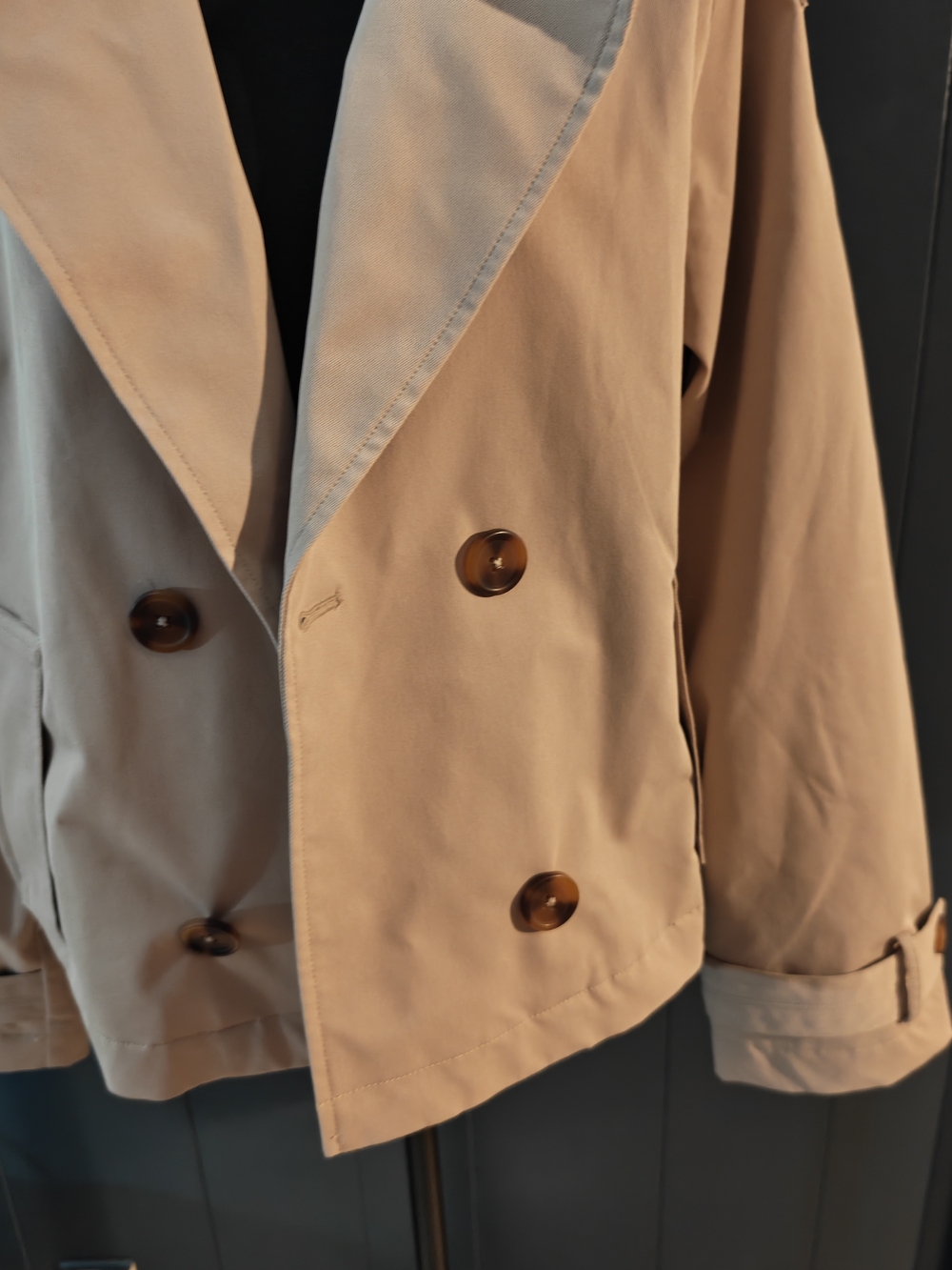 Rebecca Minkoff Khaki Cropped Double-Breasted Trench Jacket - Picture 2 of 8
